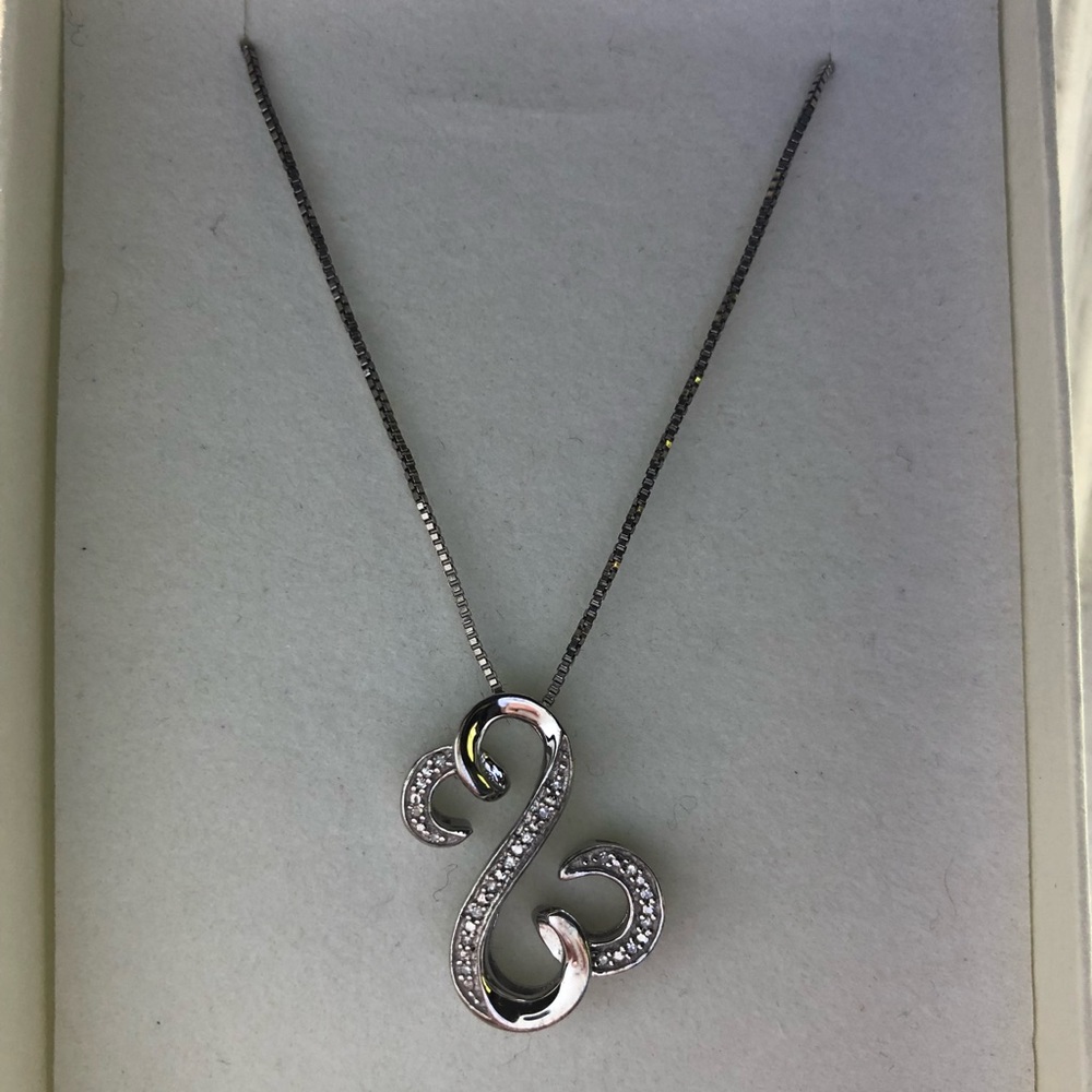 Original open hearts by Jane Seymour necklace